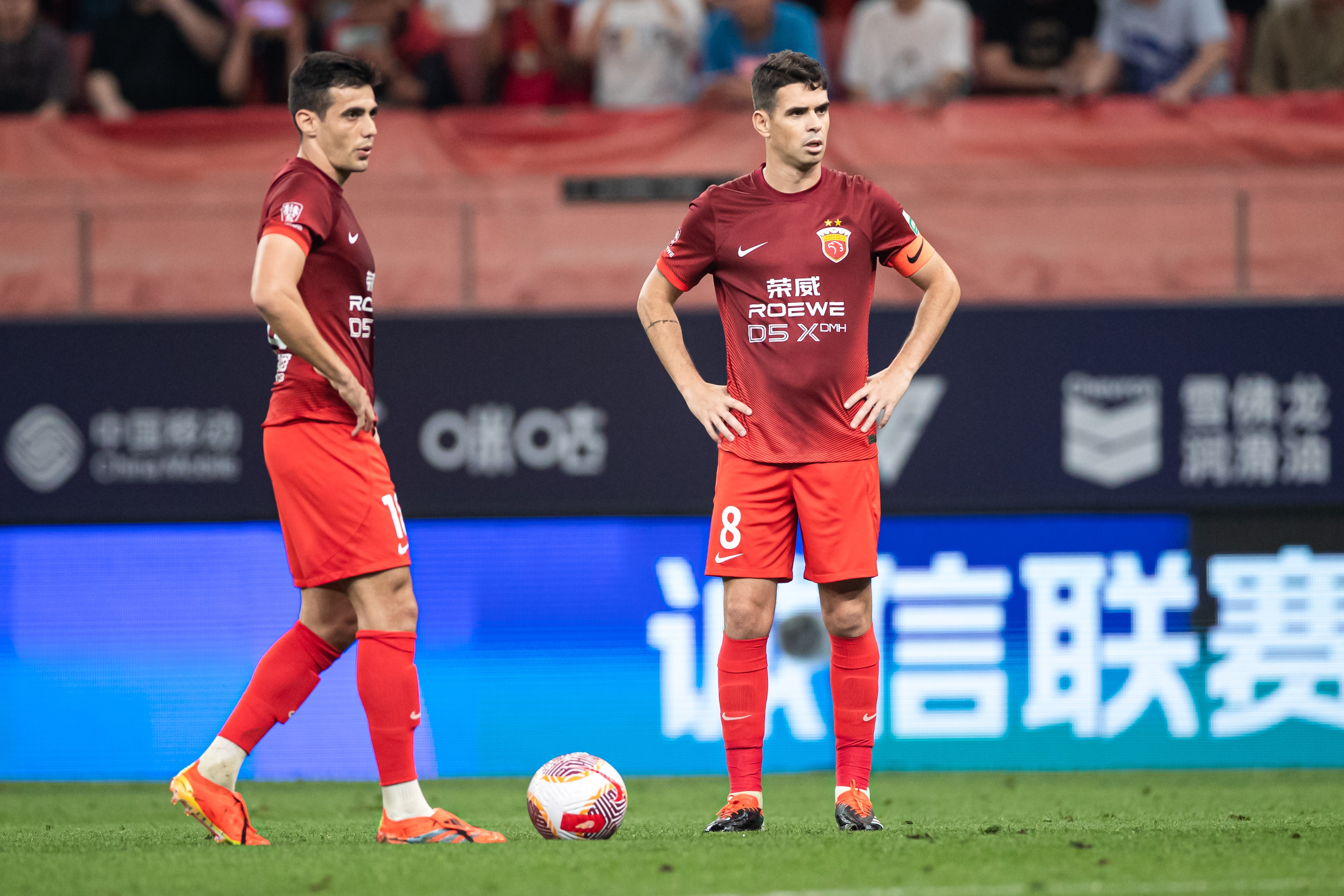 VAR判罚再引争议，海港对阵切尔西裁判判点引发巨大争议的简单介绍