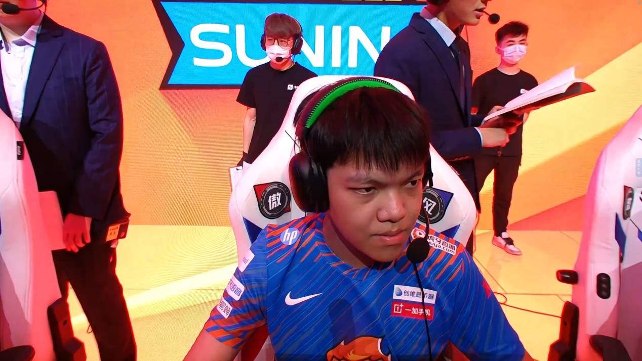  Scout连续十场比赛得分超过挺进下一轮，日本队挑战极限！