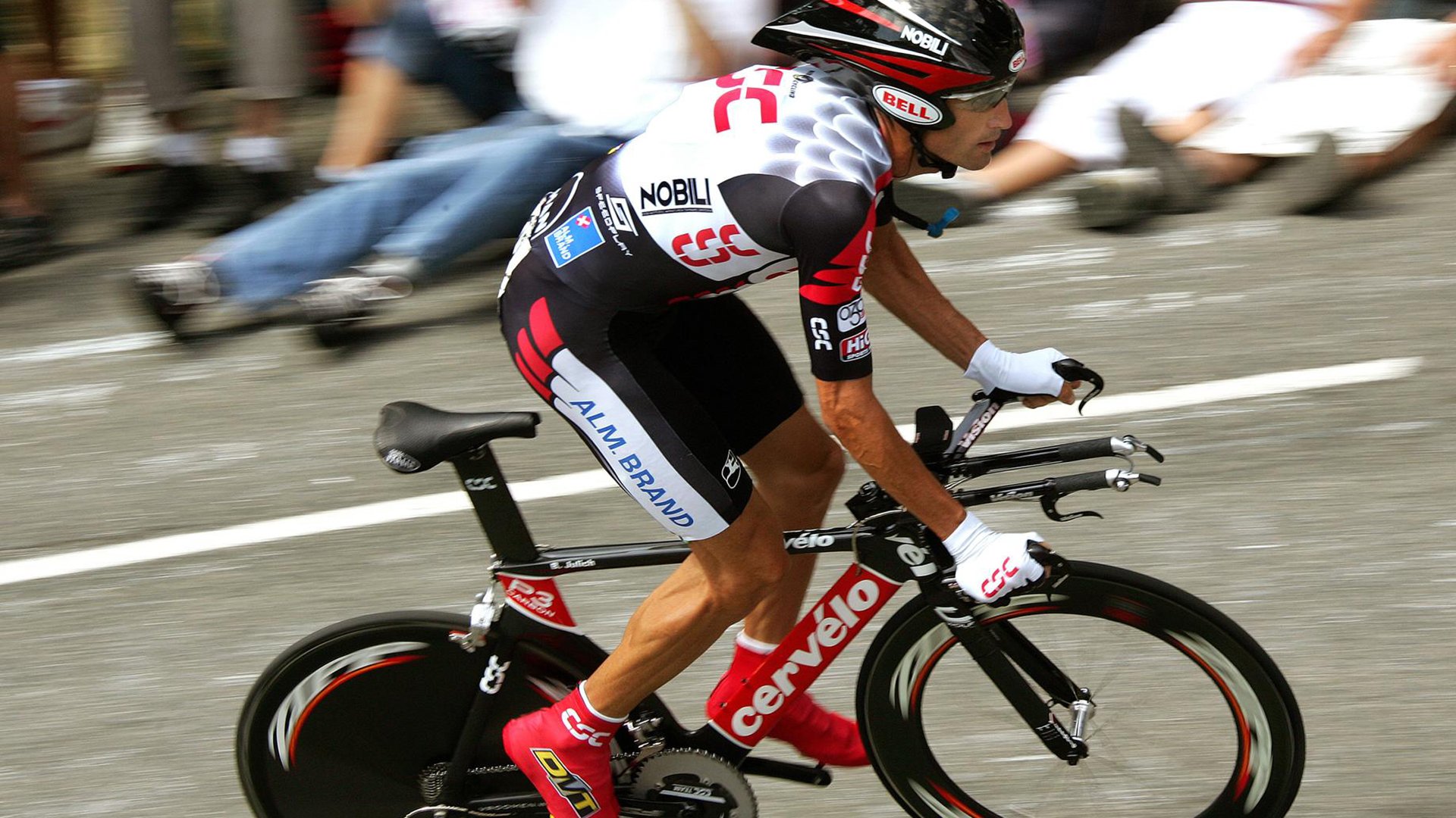 又见绝平！山东泰山与北京国安鏖战至终场，布鲁诺·费尔南德斯读秒救主