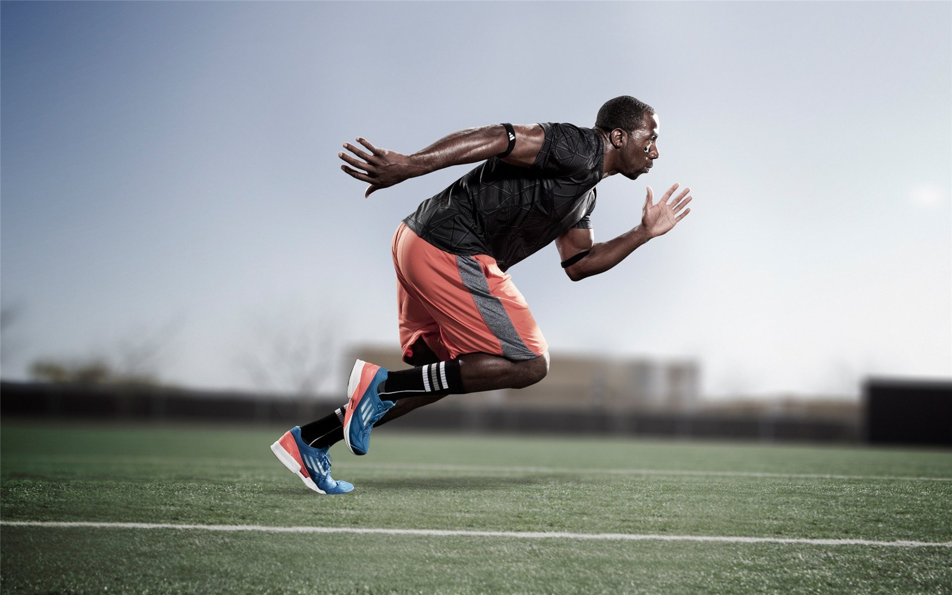 纳达尔巅峰对决，阿扎伦卡与30激战老鹰分钟，比分优势明显胜负难料！