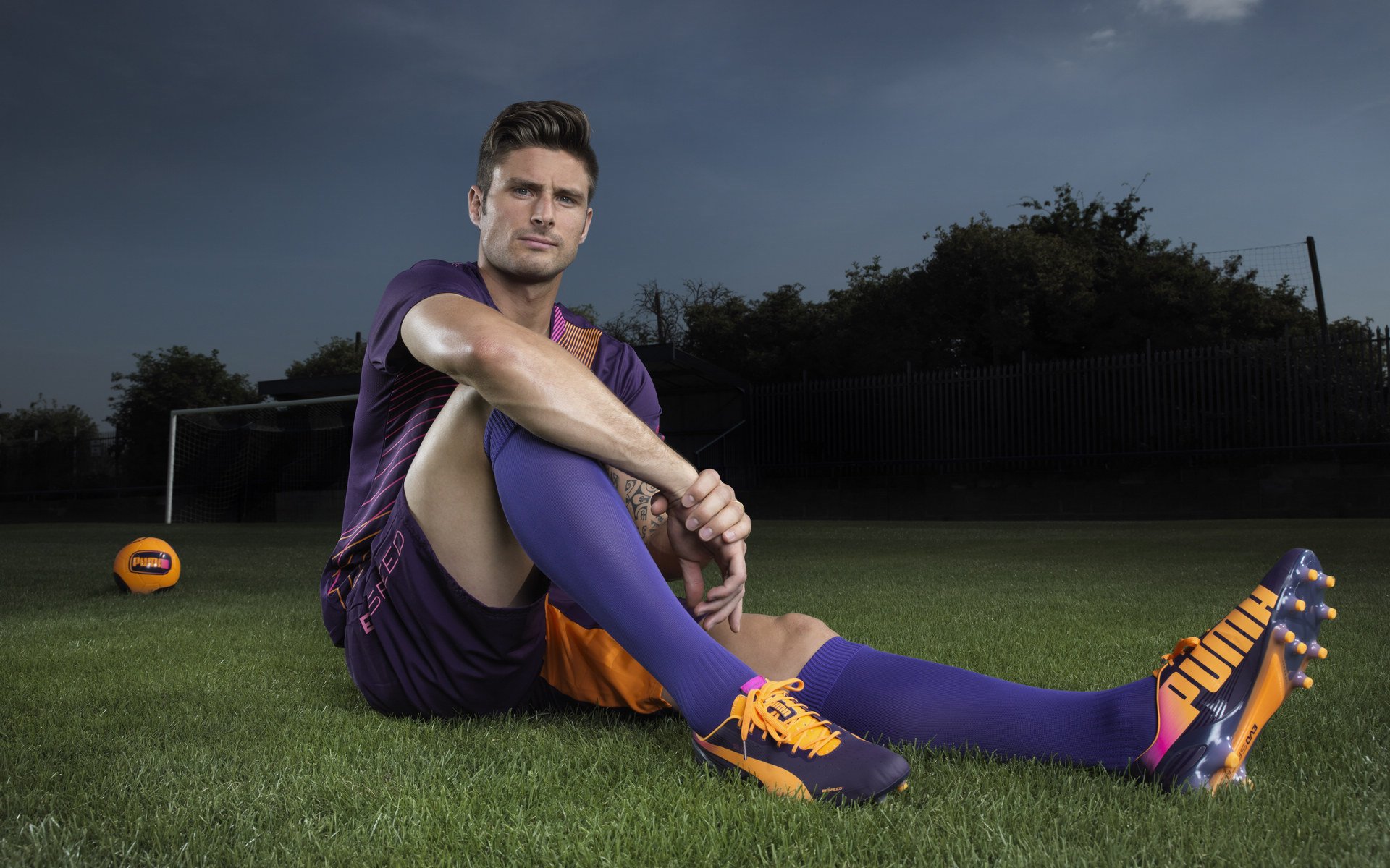 德罗巴回归赛场，连败首场状态亮眼，切尔西观众沸腾！